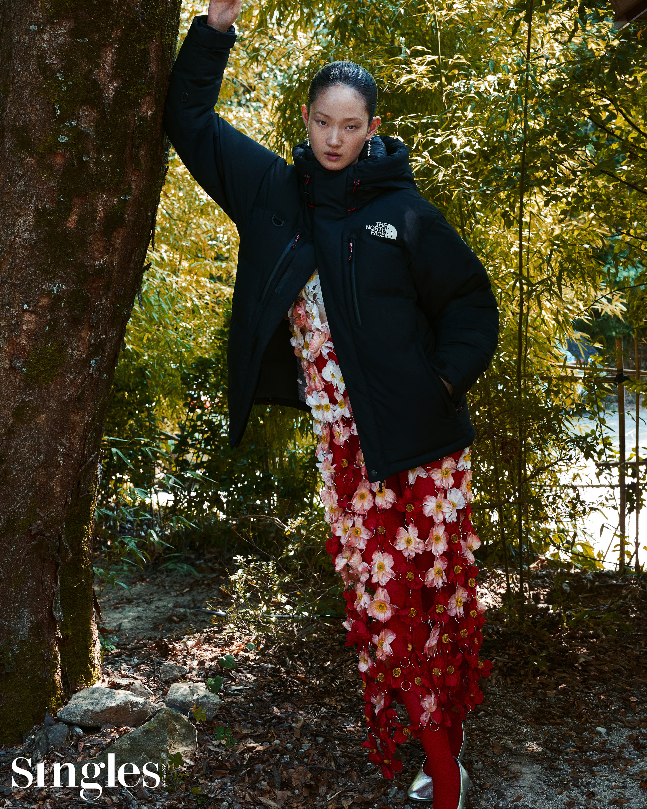 노스페이스 신현지의 싱글즈 겨울 화보, 노스페이스, 노페패딩, 여성다운 코트, 신현지 패딩, 프리미엄 패딩, 프리미엄여성마리나울RDS다운코트, 여성 프리미엄 다운 코트